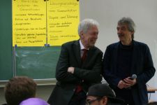 Referent und Moderator bei der Eröffnung