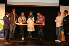 Hilal Kaya_berichtet_von_ihren_Erfahrungen_mit_der_Betreuung_und_den_Angeboten_des_TalentKollegs