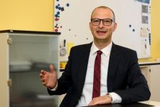 Thomas Brechtken_im_Gespräch_mit_der_WAZ